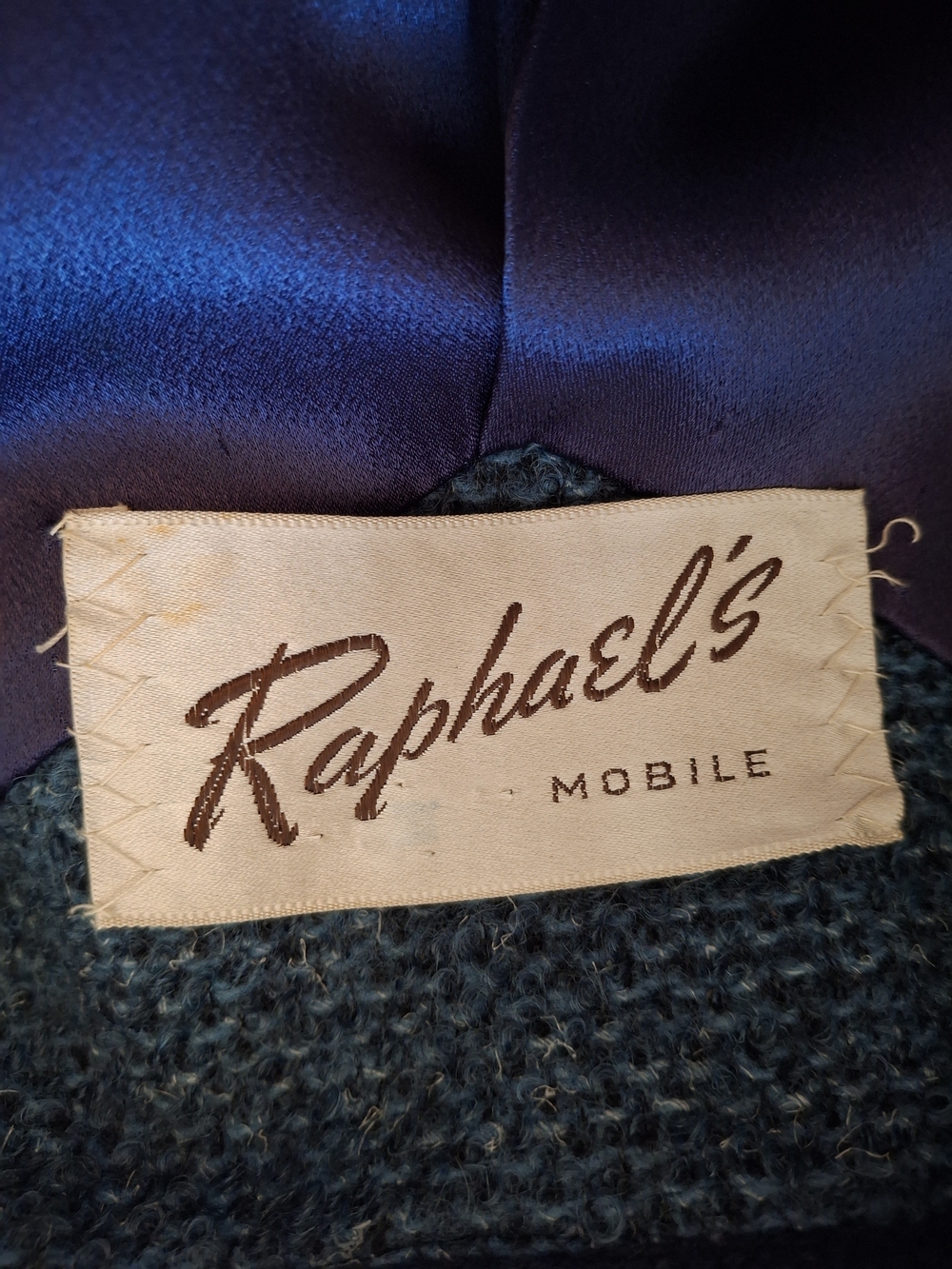 Vintage 1960s Women's Blue Textured Trench Coat with Matching Scarf - Picture 7 of 8